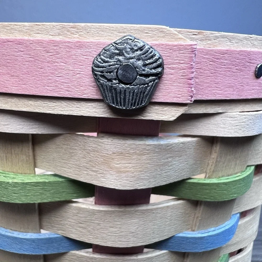 Longaberger 2006 Collectors Club Homestead Gathering Event Large Cupcake Basket